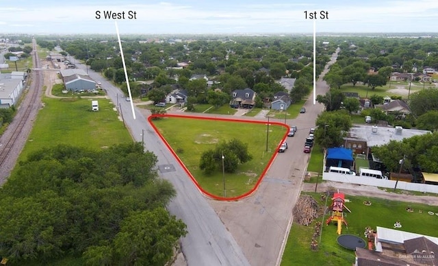 Listing photo 2 for 3 S 3rd St W, Harlingen TX 78566