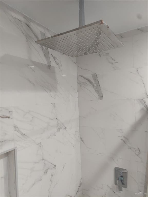115 Breyfogle Rd, Palmview, TX 78572 - bathroom view of a marble finish shower