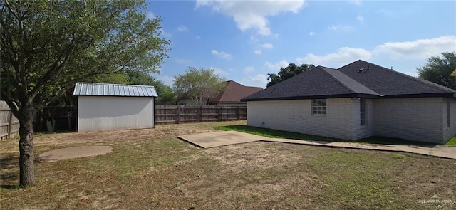 2415 Heather Ave, Edinburg, TX 78542 - view of yard featuring a patio area