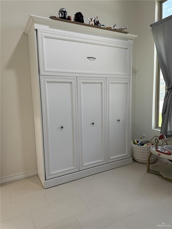 3108 E Kennedy Ave, Alton, TX 78573 - view of closet