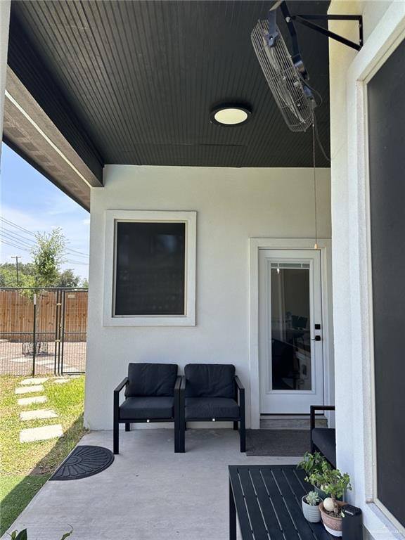 3108 E Kennedy Ave, Alton, TX 78573 - view of patio