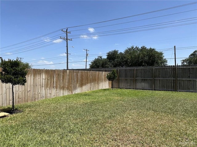 3108 E Kennedy Ave, Alton, TX 78573 - view of yard