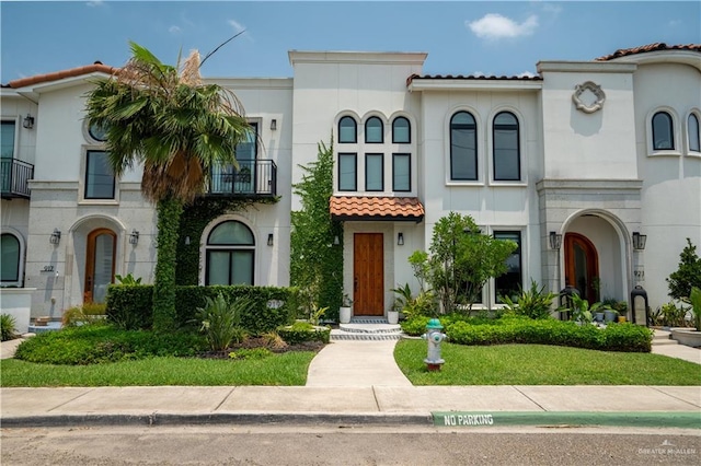 view of mediterranean / spanish house