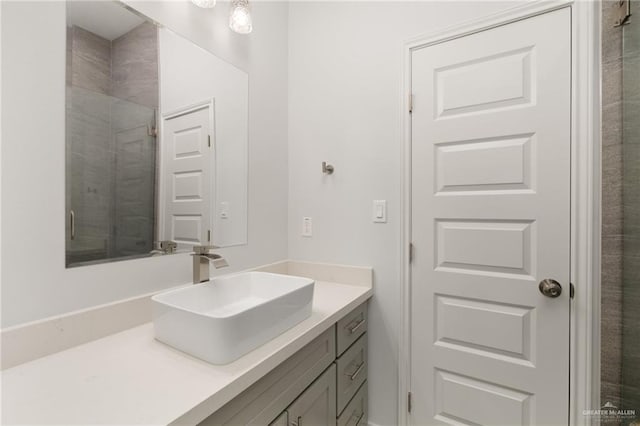 9206 N 25th St, Mcallen, TX 78504 - full bath featuring vanity
