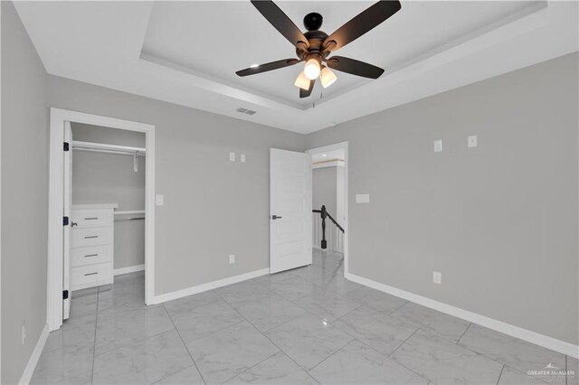 2000 Lime St, San Juan, TX 78589 - view of spacious closet