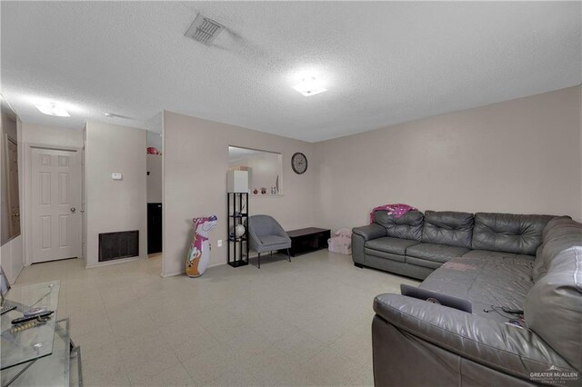 2215 E Main Ave, Alton, TX 78573 - photo 3