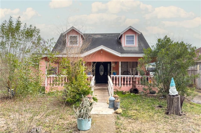 view of front facade featuring a porch