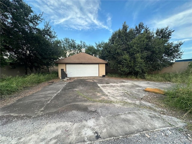 324 Travis St, Rio Grande City, TX 78582 - photo 4