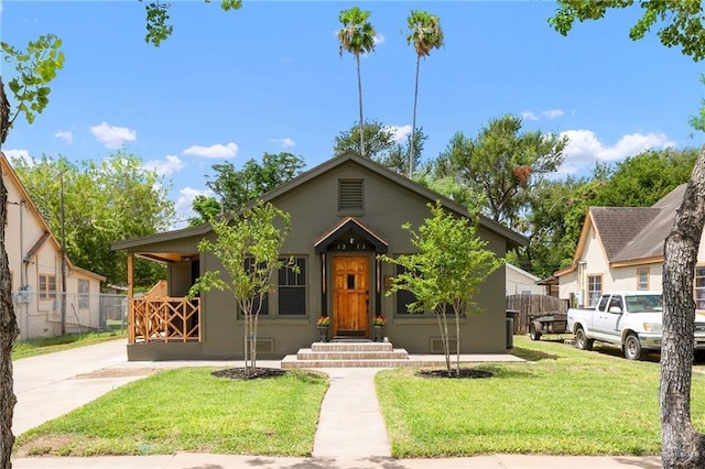1315 Kendlewood Ave, Mcallen, TX 78501 - bungalow with driveway