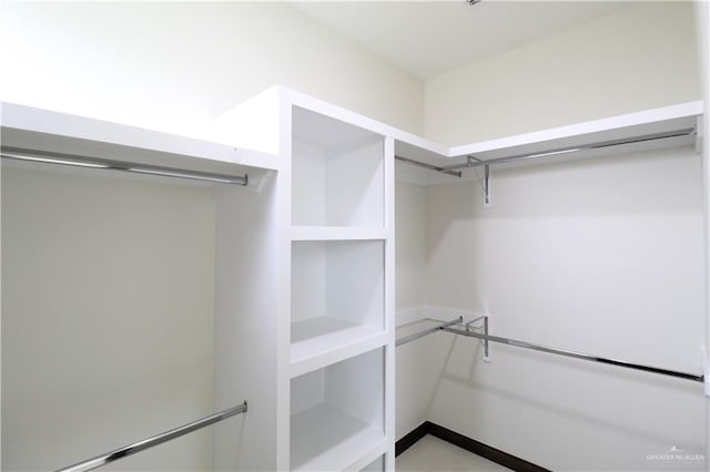 view of spacious closet