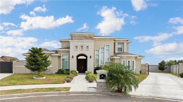 view of front of house with a front lawn