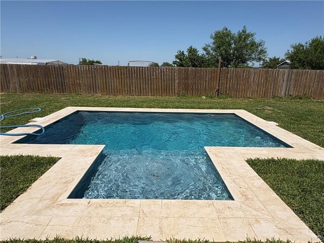 4413 Melody Ln, Edinburg, TX 78542 - view of swimming pool featuring a yard, a fenced backyard, and a fenced in pool