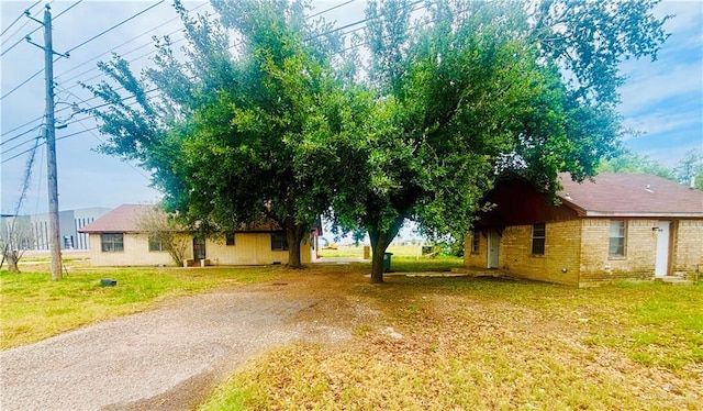 513 S Mile 1 Rd, Mission, TX 78572 - photo 1