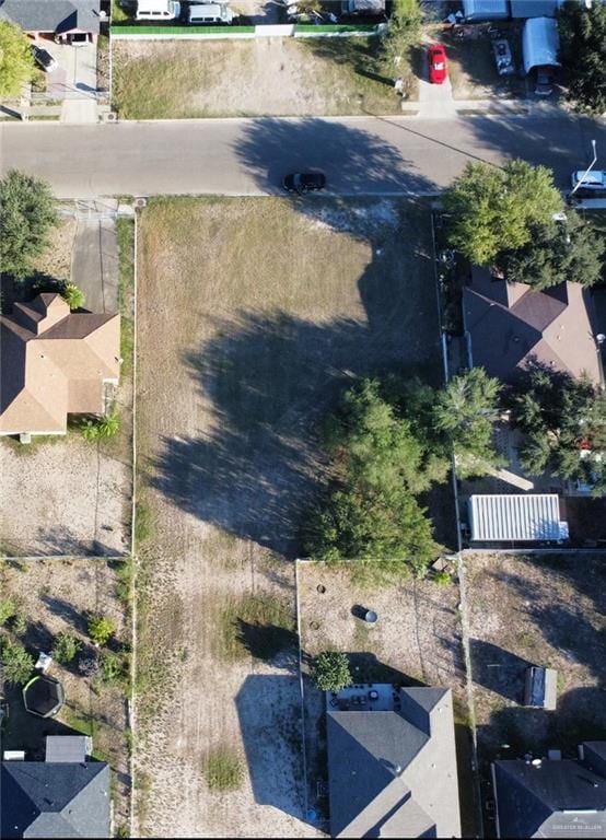 914 W Garfield Ave, Mission, TX 78573 - photo 5