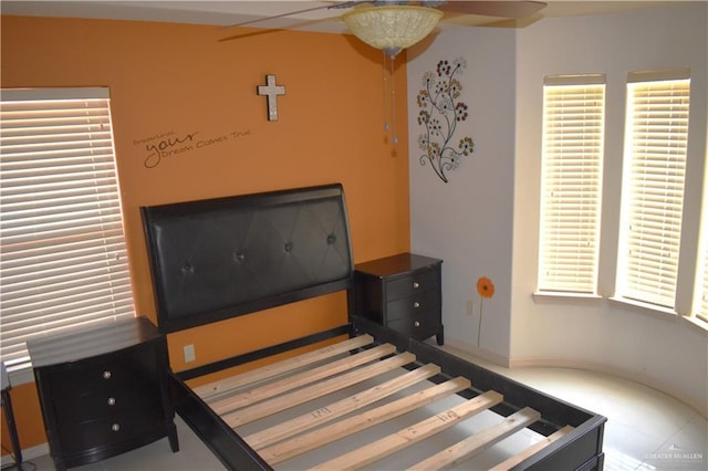 2515 E Q St, Hidalgo, TX 78557 - view of bedroom