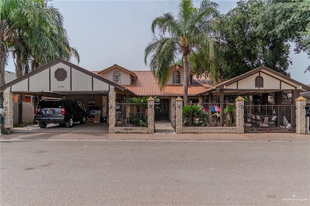 view of front facade with a carport