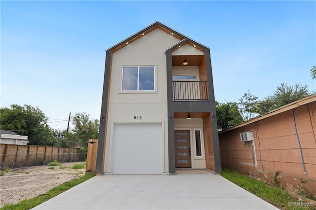 813 S Bicentennial Blvd, Mcallen, TX 78501 - photo 2
