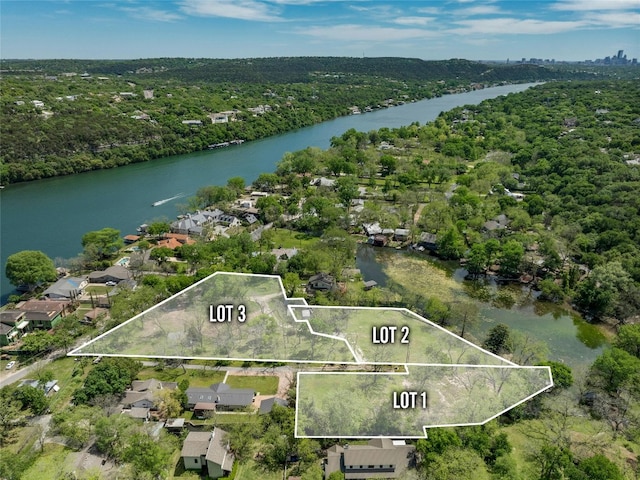 Listing photo 3 for 4825 Laguna Ln, Austin TX 78746