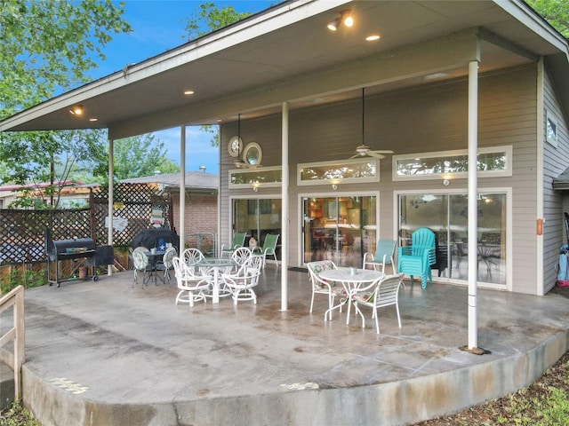 view of patio featuring ceiling fan