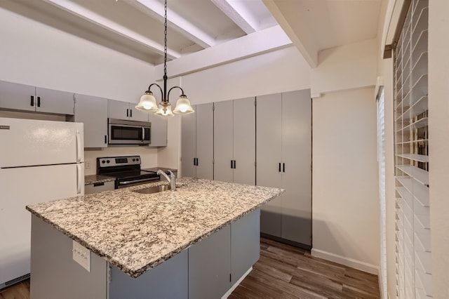 kitchen featuring appliances with stainless steel finishes, hanging light fixtures, a chandelier, and dark wood-type flooring