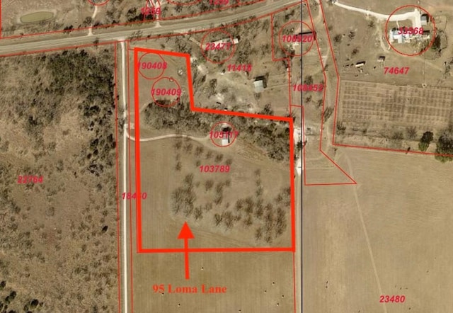 95 Loma Ln, Fredericksburg, TX 78624 - aerial view of property's location featuring property boundaries highlighted