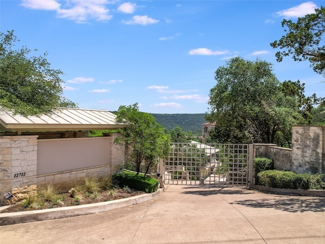 Listing photo 3 for 12712 Cedar St Unit 1, Austin TX 78732