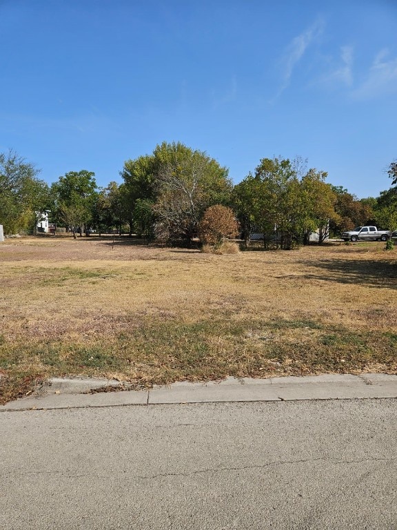 315 W Olive St, Lockhart TX, 78644 land for sale