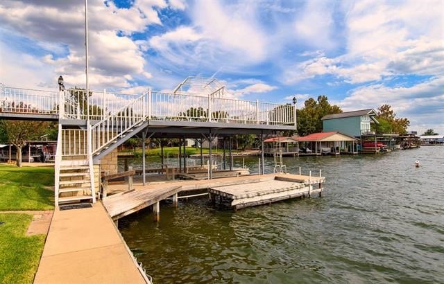 view of dock featuring a water view