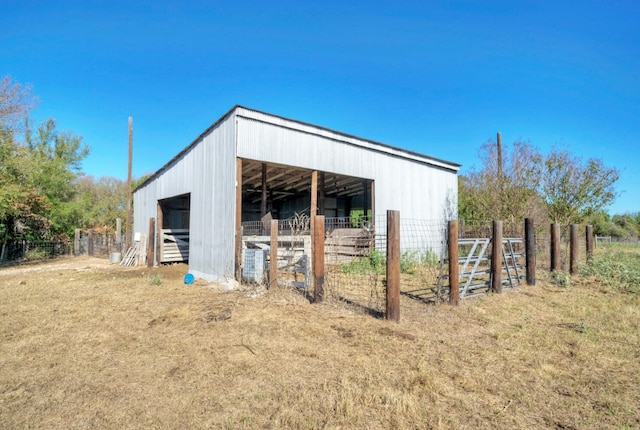 view of outdoor structure