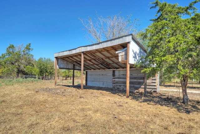 view of shed / structure