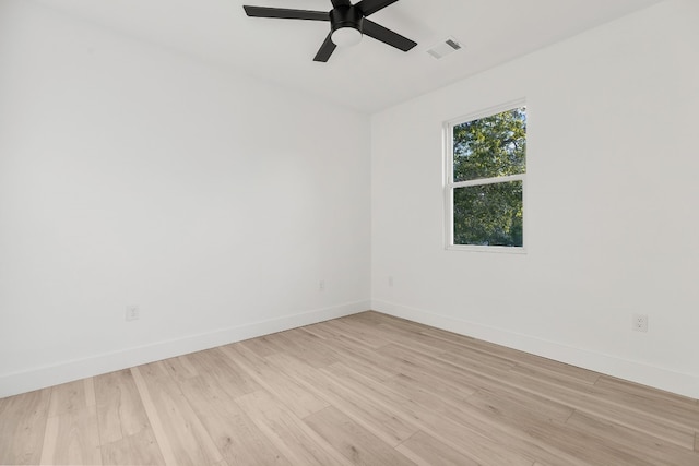 unfurnished room with light hardwood / wood-style floors and ceiling fan