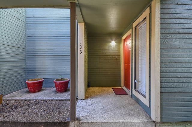 view of entrance to property