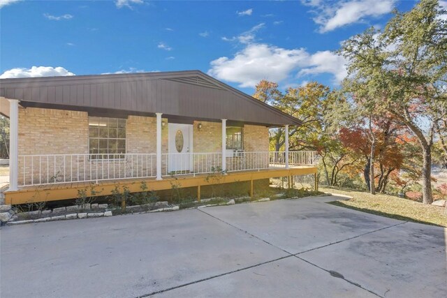 10336 W Darleen Dr, Leander, TX 78641 - photo 32