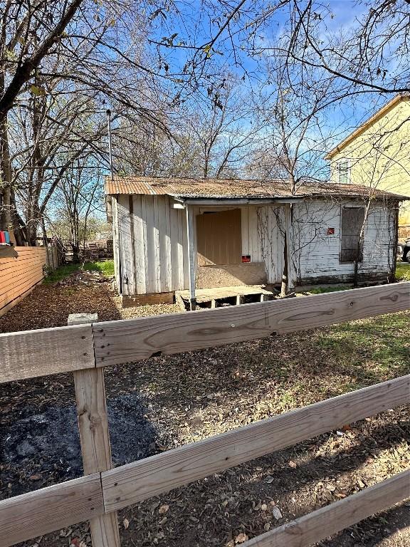 114 Kimble Ln, Austin, TX 78742 - photo 2