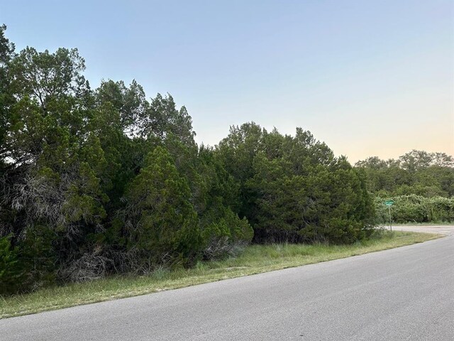 Listing photo 3 for 21402 Highland Lake Dr, Lago Vista TX 78645