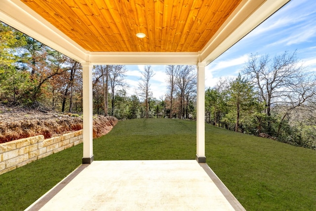 view of yard with a patio area