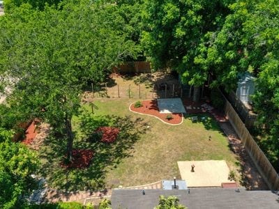 1124 Tillery St, Austin, TX 78702 - photo 12