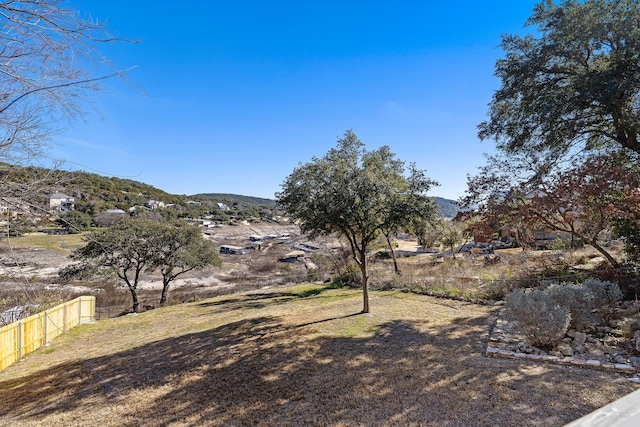 view of yard with a mountain view