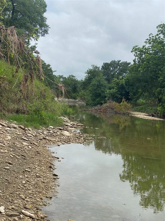 1915 Buffalo Creek Dr, Evant, TX 76525 - photo 16