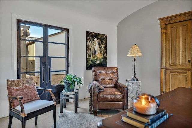 130 Overlook Dr, Fredericksburg, TX 78624 - living area with carpet floors