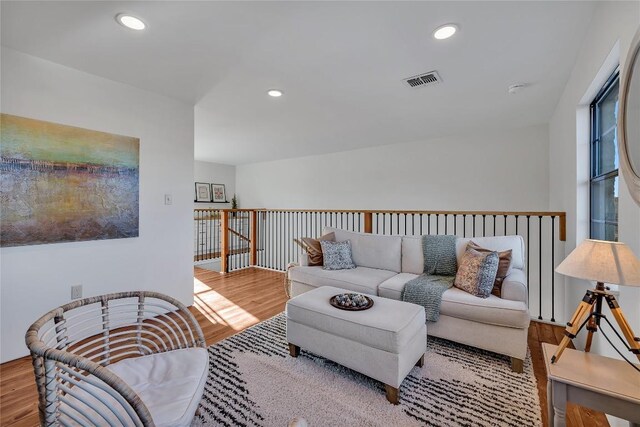 130 Overlook Dr, Fredericksburg, TX 78624 - living room featuring visible vents, wood finished floors, and recessed lighting