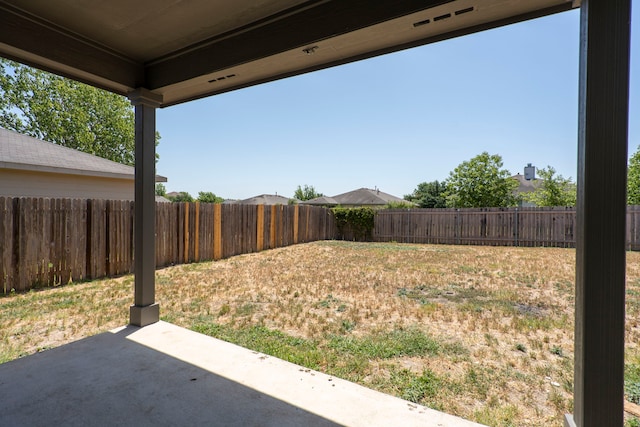 view of yard with a patio