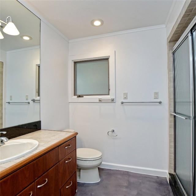 full bathroom with baseboards, toilet, an enclosed shower, crown molding, and vanity