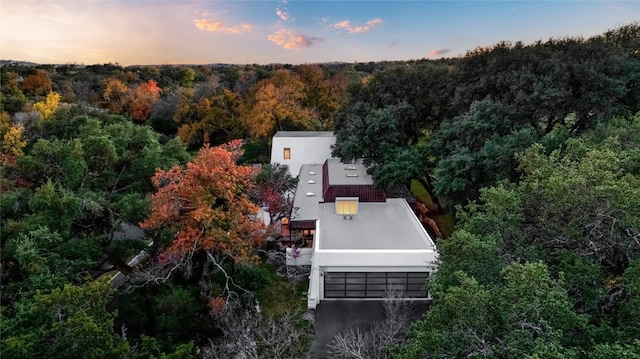 view of aerial view at dusk