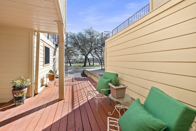 1205 Hi Stirrup Unit 108, Horseshoe Bay, TX 78657 - photo 5