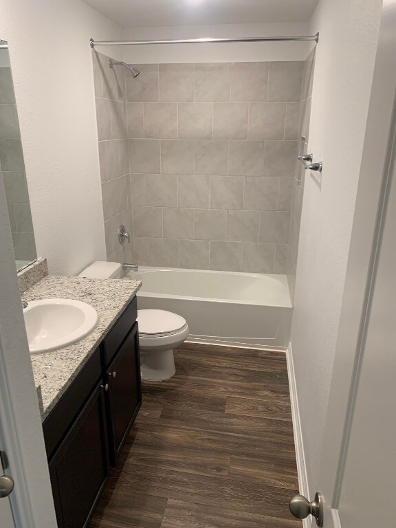 17013 Dusty Boots Ln, Elgin, TX 78621 - photo 9