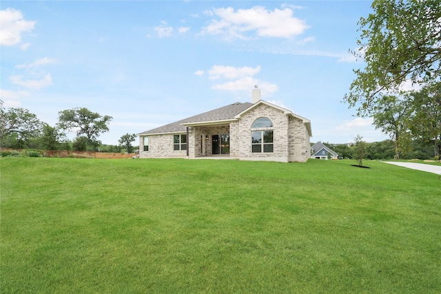 view of front of house with a front yard