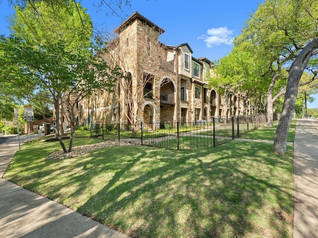 exterior space with a yard