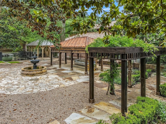 view of yard with a patio area