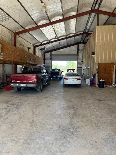 409 County Road 138th Rd, Burnet, TX 78611 - view of garage